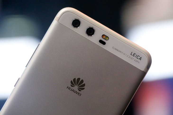 Huawei-is-chasing-Verizon-for-over-$1-billion-1