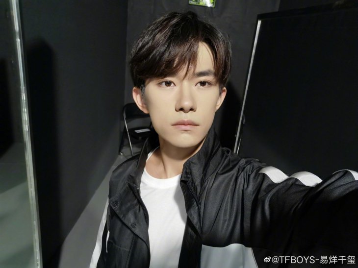 Nova 5 Pro Selfie Sample 2