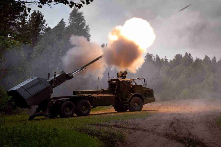 Howitzer Archer Compressed