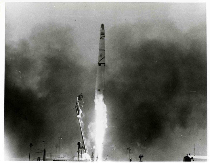 Discoverer-14-spy-wars