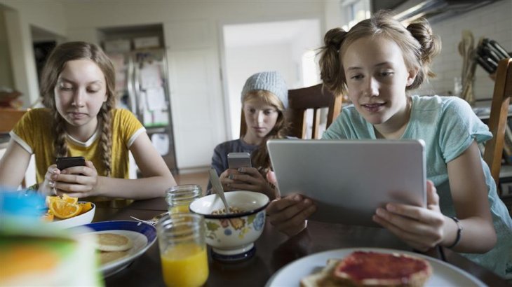 fake news western kids