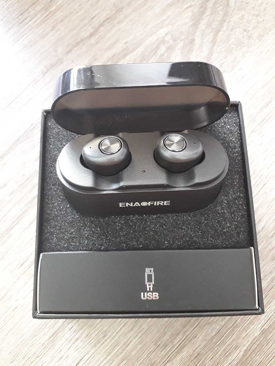 Enacfire-E18-True-Wireless-Bluetooth-Earbuds-3