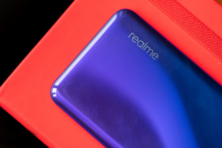Realme 3 Pro 14