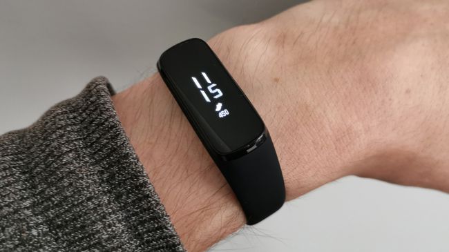 Samsung-Galaxy-Fit-e-appearance