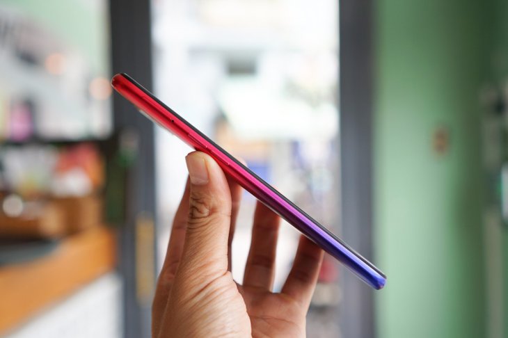 Realme 3 Diamond Red