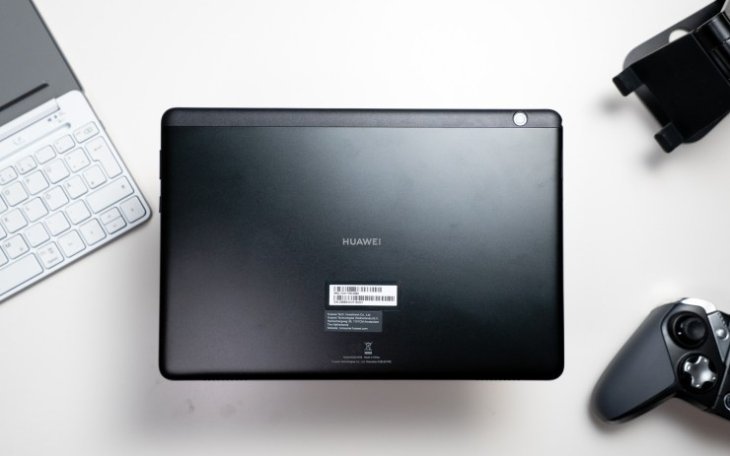Huawei-MediaPad-T5-3