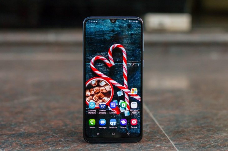 Our Picks Of The Best Phone To Buy Under 15000, Updated List For 2019 ...