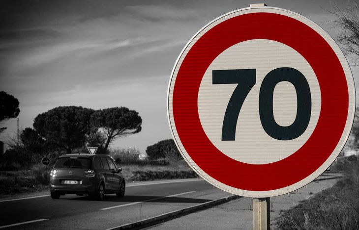 Speed-limit-technology-helps-to-reduce-the-number-of-speeding-tickets-1