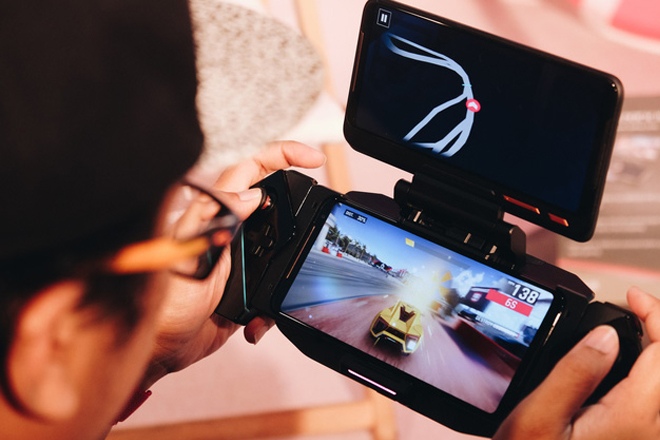 ROG-Phone-II-Asphalt-9