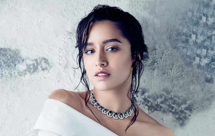 Shraddha-Kapoor-most-followed-non-famous-person-on-instagram