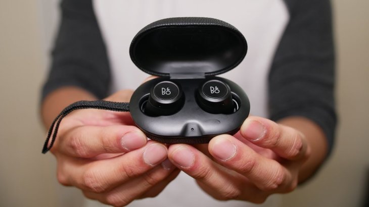 B&O-Beoplay-E8-Wireless-Earphones