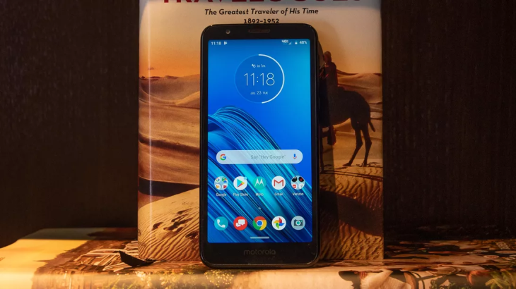 Motorola Moto E6 1 2