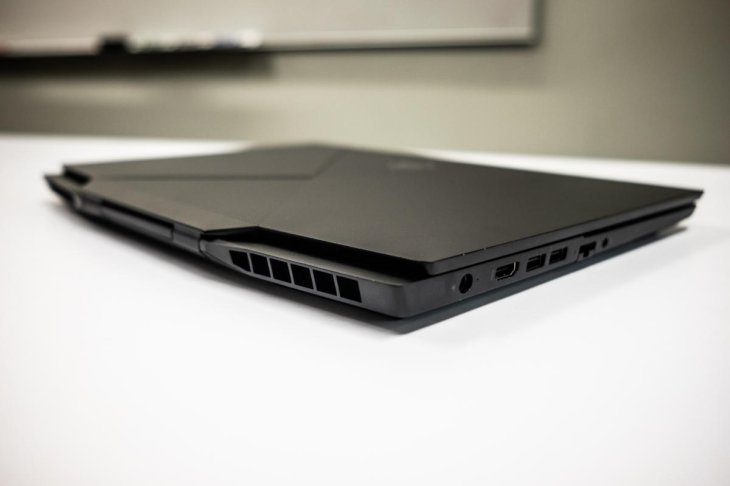 omen-x-2s-thickness