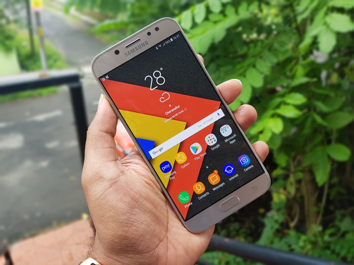 Unveiling The Best MidRange Samsung Waterproof Mobile Phones 2019