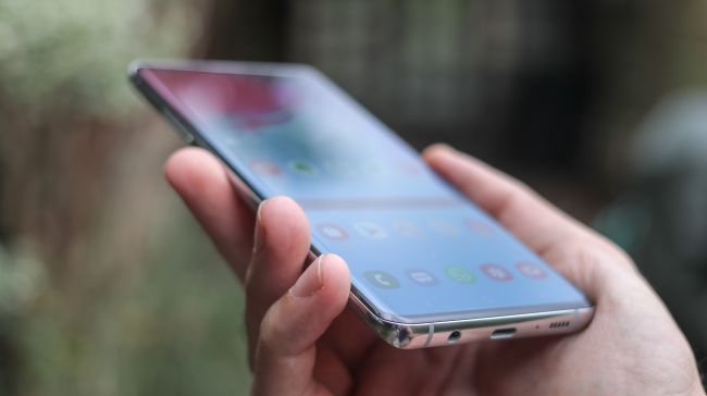 Galaxy-S10-5G-tall