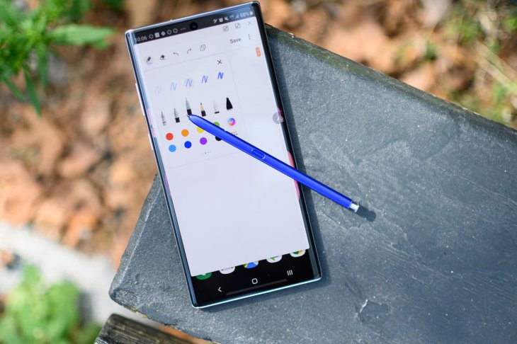 Galaxy-Note-10-Plus-S-pen