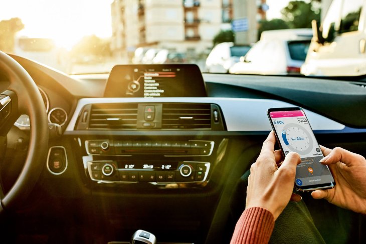 Blog Safety First Connected Cars Need A Digital Pr