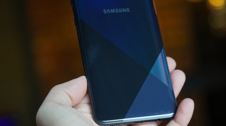 Galaxya30s4of23 800x450