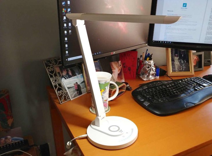 gadgets-that-double-as-a-wireless-charger-2