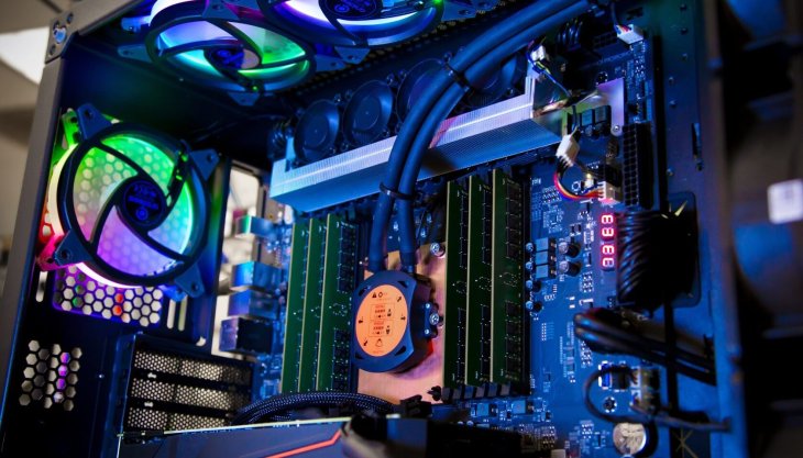 intel-cuts-down-up-to-50-on-its-top-end-i9-gaming-chip-prices-2