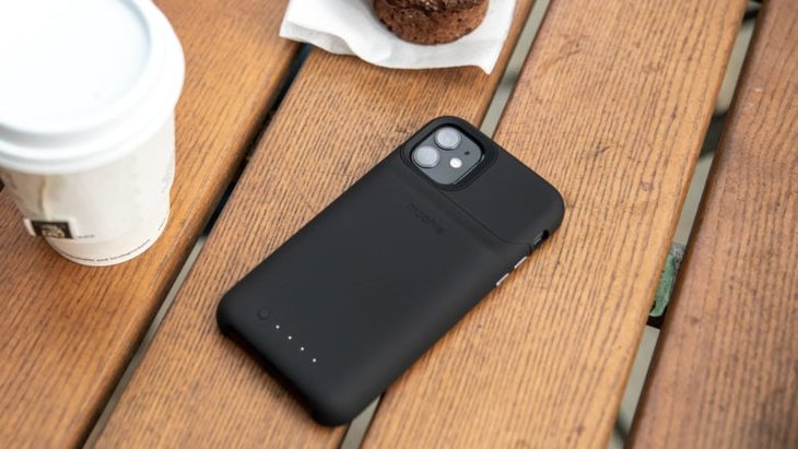 You Can Now Buy The First Wireless Charging Case For The iPhone 11