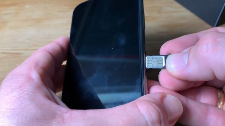 iphone-11-sim