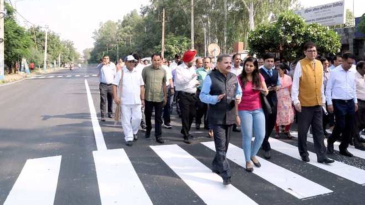 IOCL-plastic-road