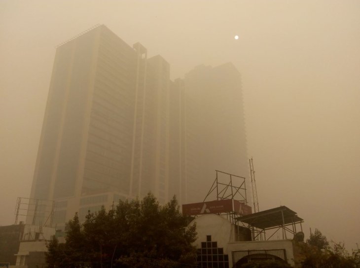 Delhi-is-suffering-from-extreme-air-pollution-1