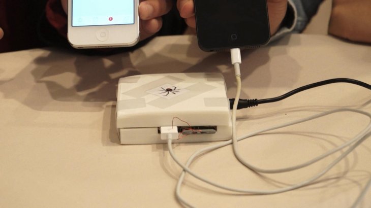 malware-USB-wall-charger-mactans