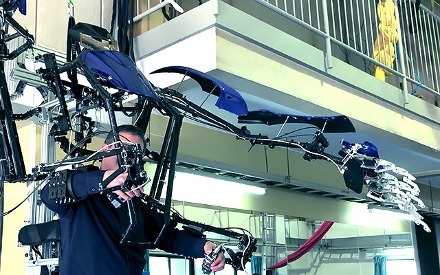 skeletonics-arrive-exoskeleton-4
