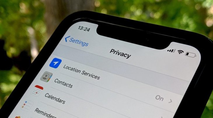 apple-explains-why-its-iphone-11-pro-is-tracking-users-location-1