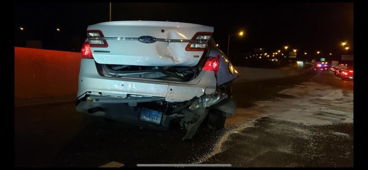 tesla-model-3-crashed-two-cars-while-it-was-on-auto-pilot-mode-4
