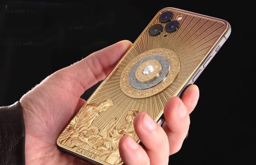 this-iphone-11-pro-features-gold-and-diamond-on-its-back-sold-at-rs-91-lakh-3