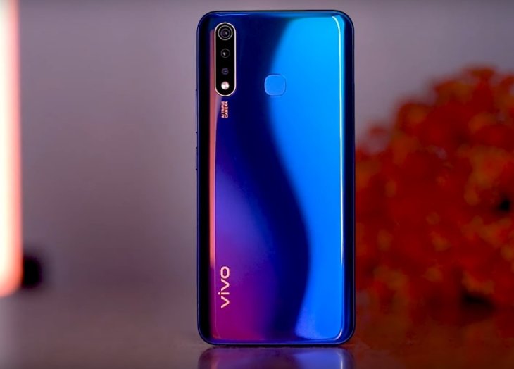 Vivo U20 3