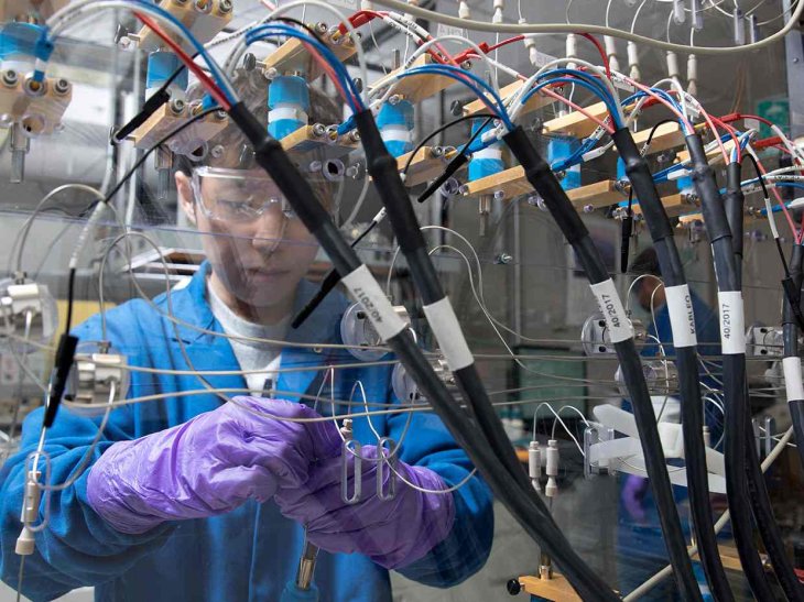 ibm-has-developed-a-new-battery-thats-better-safer-than-lithium-ion-1