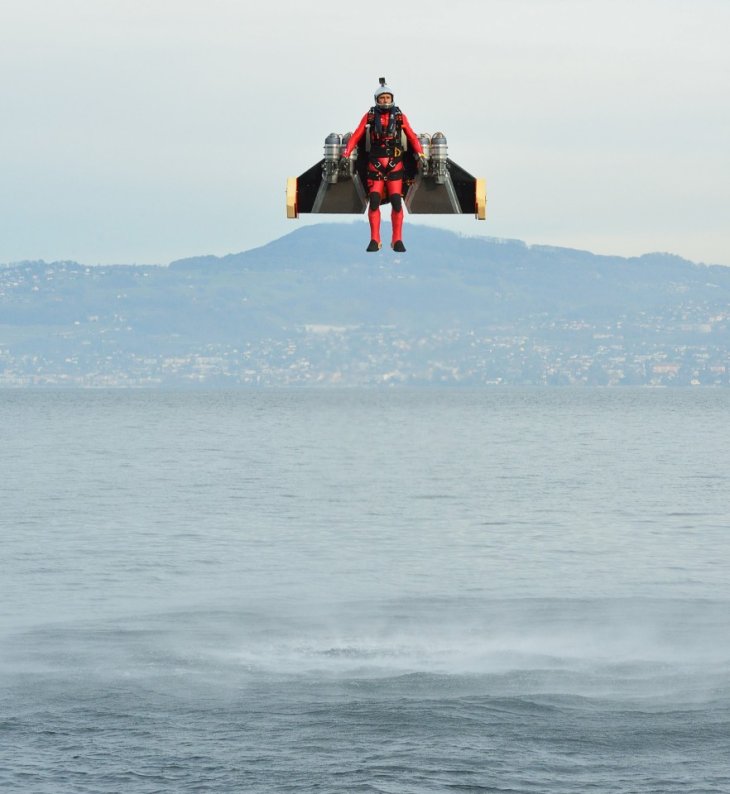 jetsuit-take-off-vertically