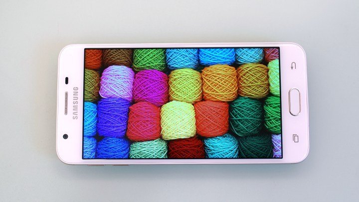 samsung-India-galaxy-j5-prime-display