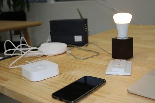 smart-light-bulb