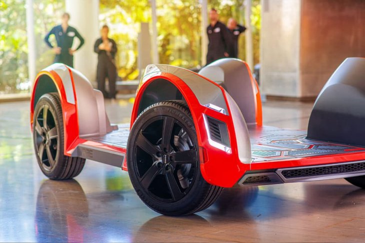 electric-car-motor-in-the-wheel