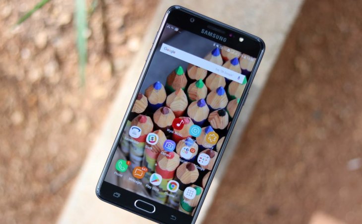 Samsung Galaxy J7 Max