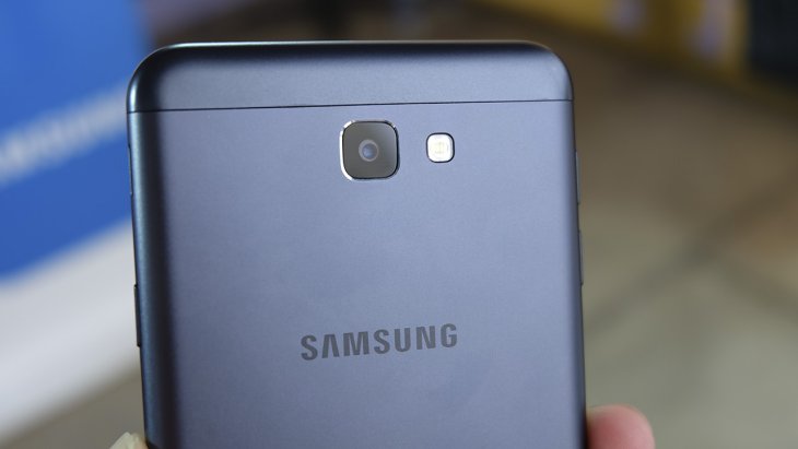 Samsung Galaxy J7 Prime In India Review 9