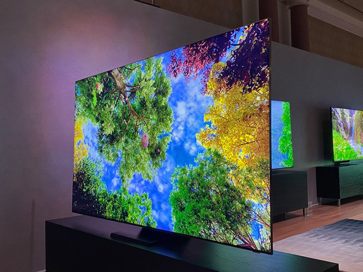 Samsung 8k Qled Tv Is Bezel-less, 15mm In Depth - Mobygeek.com