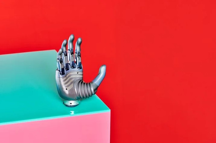 BrainCo-Prosthetic-Hand