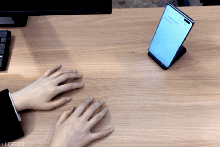 samsung-shows-off-invisible-keyboard-for-smartphones-and-tablets-2