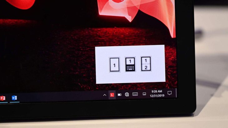 lenovo-thinkpad-x1-fold-hands-on-3