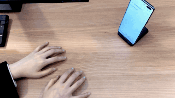 Samsung-SelfieType-Invisible-Keyboard