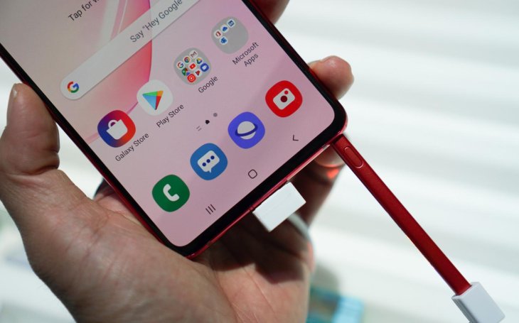 Galaxy Note 10 Lite Galaxy S10 Lite Review India 8