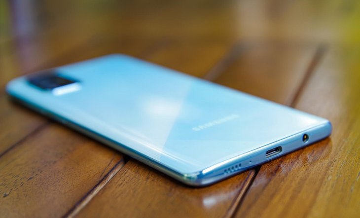 Samsung Galaxy A71 Review India 9