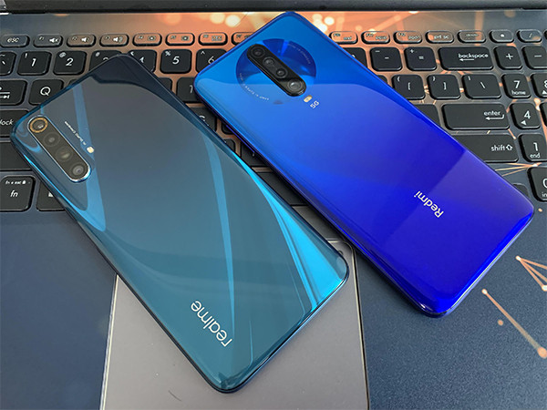 Realme X50 5g Vs Redmi K30 5g Design