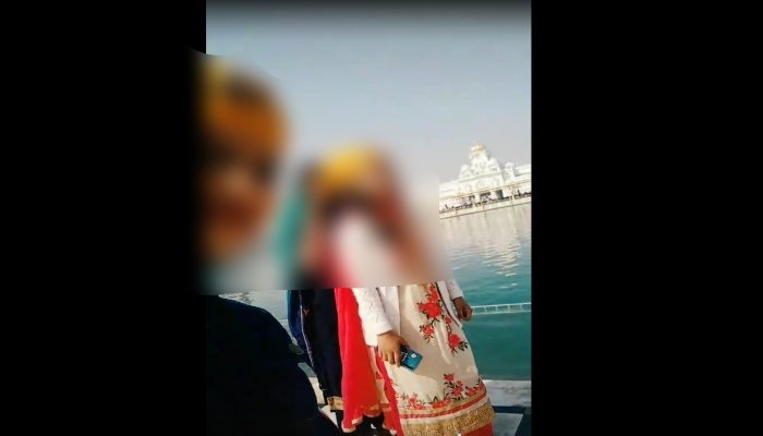 Girl Tik Tok Golden Temple